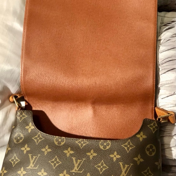 Louis Vuitton Monogram Musette Salsa GM - Picture 11 of 11